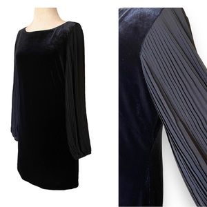 NWOT WH|BM velvet dress